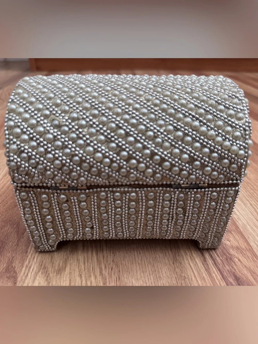 Vintage Beaded Pearl Embellished Jewelry Box - Cream Pearl Detail